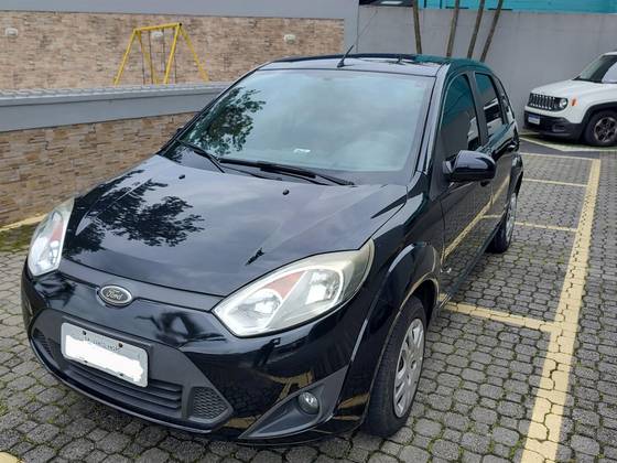 FORD FIESTA 1.6 ROCAM SE PLUS 8V FLEX 4P MANUAL